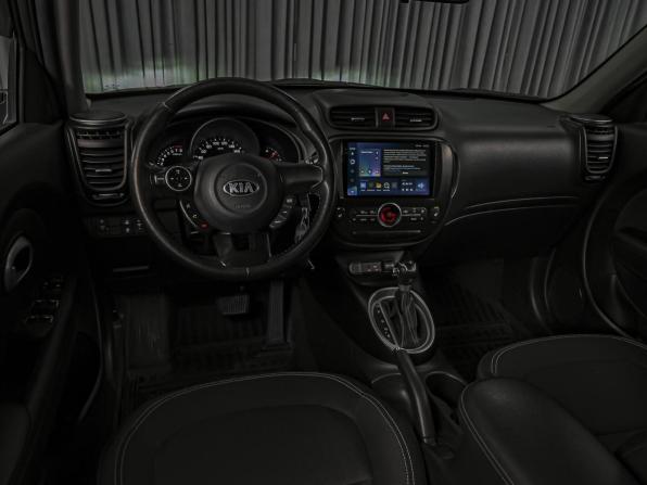 Kia Soul II Рестайлинг с пробегом 2018 года, цена 1 698 000 рублей, 69890 км, хэтчбек, Автокод Объявления