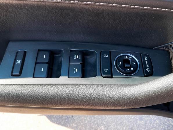 Hyundai Sonata VII (LF) Рестайлинг с пробегом 2018 года, цена 1 499 000 рублей, 218375 км, седан, Автокод Объявления