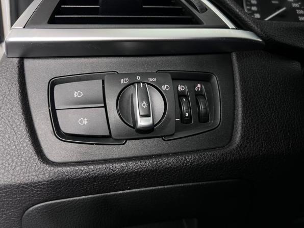 BMW 3 серии VI (F3x) Рестайлинг с пробегом 2018 года, цена 1 597 000 рублей, 179268 км, седан, Автокод Объявления