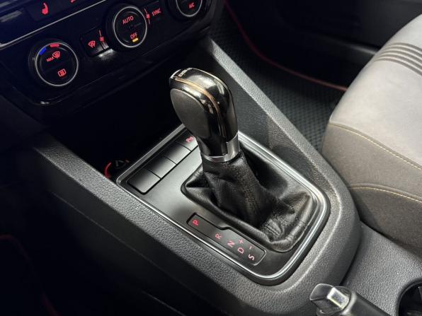 Volkswagen Jetta VI Рестайлинг с пробегом 2016 года, цена 1 272 000 рублей, 178880 км, седан, Автокод Объявления
