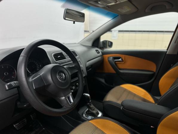 Volkswagen Polo V с пробегом 2011 года, цена 799 900 рублей, 129863 км, хэтчбек, Автокод Объявления