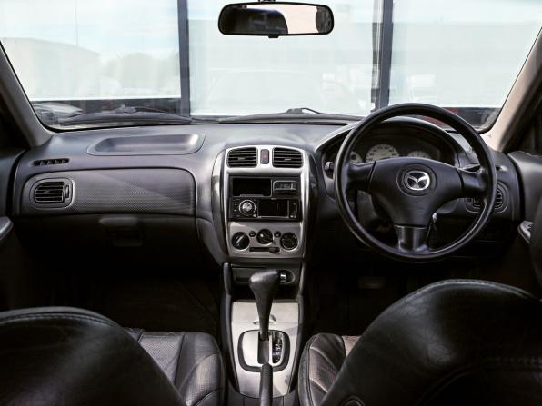 Mazda 323 VI (BJ) Рестайлинг с пробегом 2003 года, цена 325 000 рублей, 259661 км, седан, Автокод Объявления