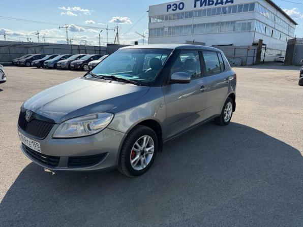 Skoda Fabia II Рестайлинг с пробегом 2011 года, цена 450 000 рублей, 181746 км, хэтчбек, Автокод Объявления