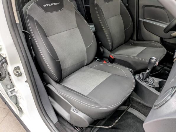 Renault Sandero II Рестайлинг с пробегом 2021 года, цена 1 359 000 рублей, 62235 км, хэтчбек, Автокод Объявления