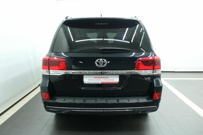 Toyota Land Cruiser 200 Series Рестайлинг 2 с пробегом 2017 года, цена 8 345 000 рублей, 104865 км, внедорожник, Автокод Объявления