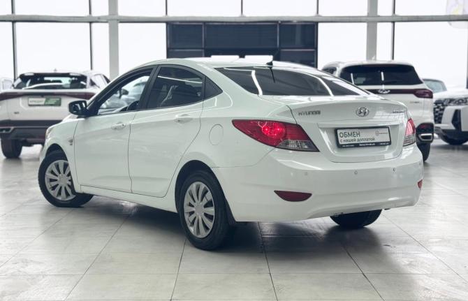 Hyundai Solaris I с пробегом 2011 года, цена 639 000 рублей, 283500 км, седан, Автокод Объявления