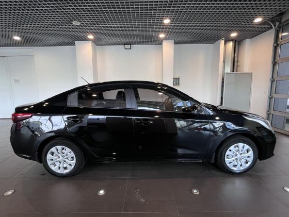 Kia Rio IV с пробегом 2017 года, цена 1 265 000 рублей, 98419 км, седан, Автокод Объявления