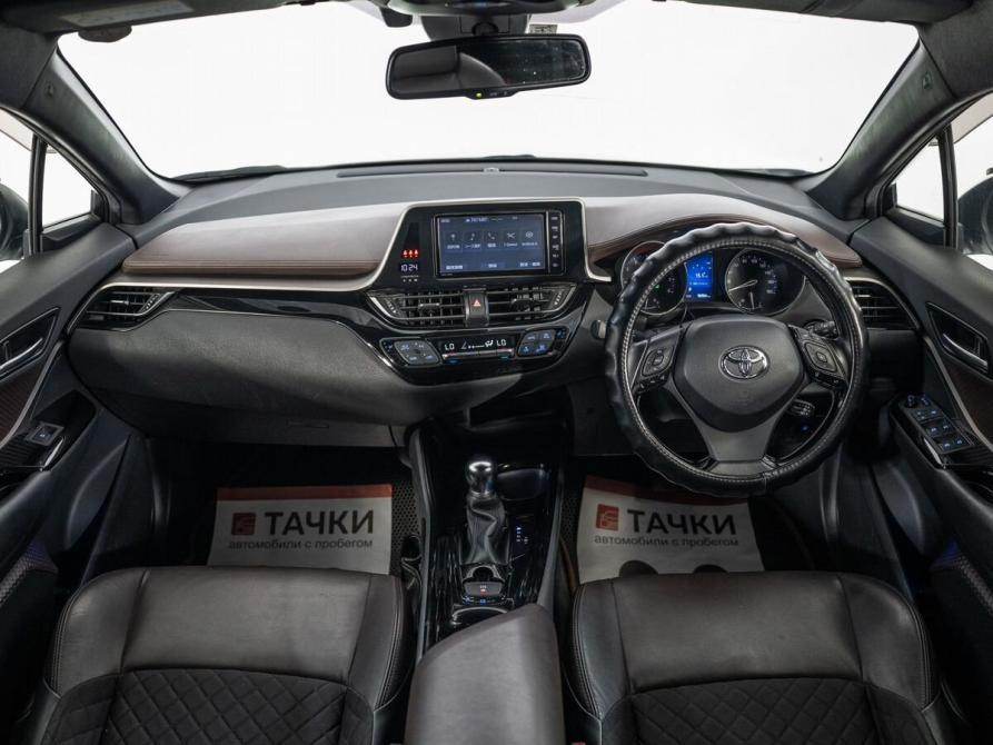 Toyota C-HR I Иркутск  - изображение 8