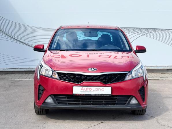 Kia Rio IV Рестайлинг с пробегом 2021 года, цена 1 490 000 рублей, 97962 км, седан, Автокод Объявления