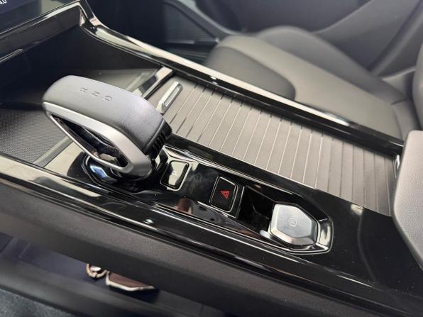 Geely Cityray с пробегом 2025 года, цена 2 600 000 рублей, 6260 км, внедорожник, Автокод Объявления