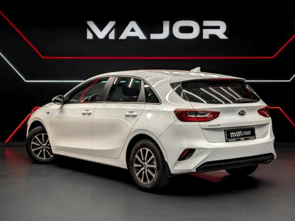 Kia Ceed III с пробегом 2018 года, цена 1 850 000 рублей, 34524 км, хэтчбек, Автокод Объявления
