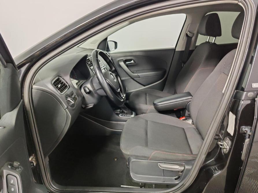 Volkswagen Polo V Рестайлинг Москва  - изображение 16