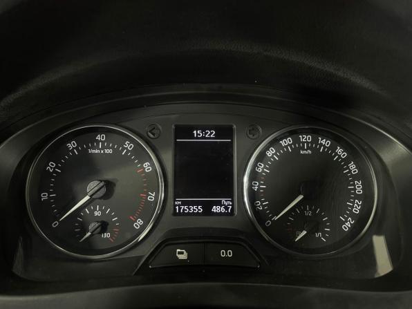 Skoda Rapid I с пробегом 2014 года, цена 815 000 рублей, 175355 км, лифтбек, Автокод Объявления