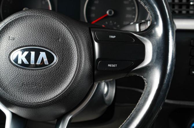 Kia Rio IV с пробегом 2017 года, цена 1 459 000 рублей, 72000 км, седан, Автокод Объявления