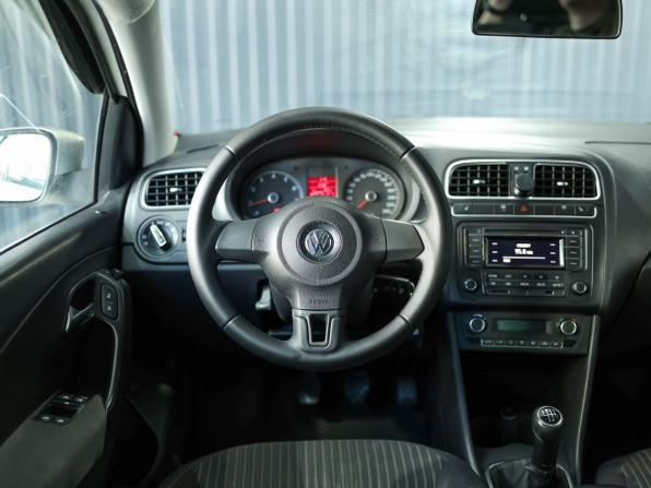Volkswagen Polo V с пробегом 2011 года, цена 649 000 рублей, 145401 км, седан, Автокод Объявления