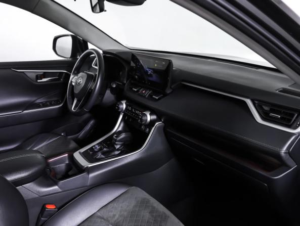 Toyota RAV4 V (XA50) с пробегом 2023 года, цена 3 790 000 рублей, 47457 км, внедорожник, Автокод Объявления