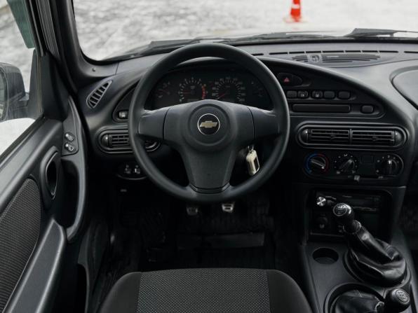 Chevrolet Niva I Рестайлинг с пробегом 2017 года, цена 729 000 рублей, 89143 км, внедорожник, Автокод Объявления