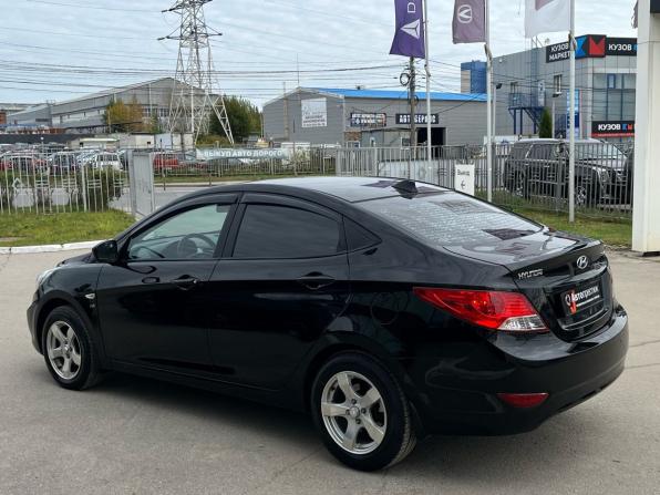 Hyundai Solaris I с пробегом 2012 года, цена 740 000 рублей, 172140 км, седан, Автокод Объявления