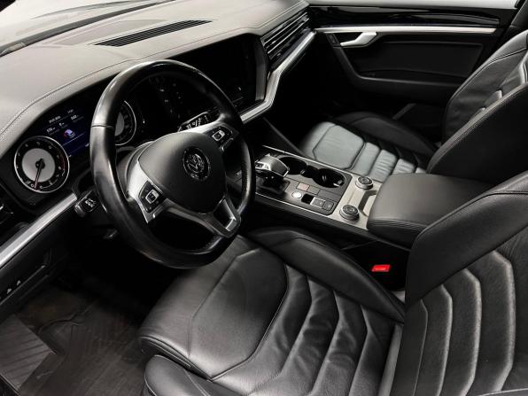 Volkswagen Touareg III с пробегом 2019 года, цена 3 969 000 рублей, 149219 км, внедорожник, Автокод Объявления