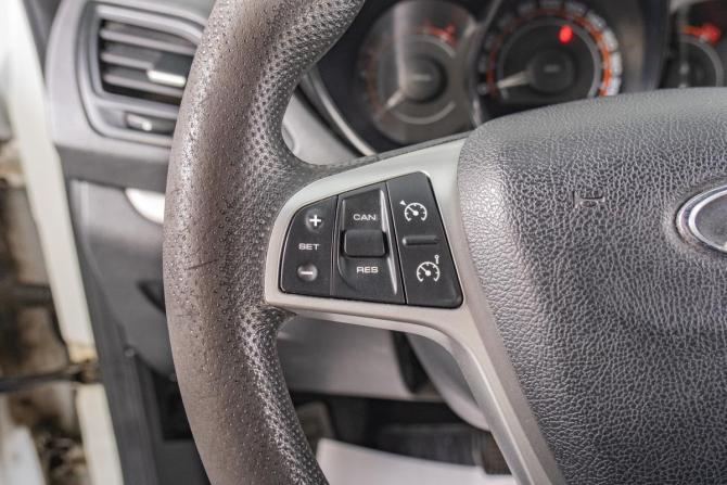 Lada (ВАЗ) Vesta I с пробегом 2018 года, цена 889 000 рублей, 193000 км, седан, Автокод Объявления