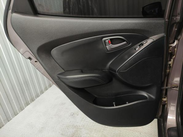 Hyundai ix35 I Рестайлинг с пробегом 2013 года, цена 1 250 000 рублей, 158338 км, внедорожник, Автокод Объявления
