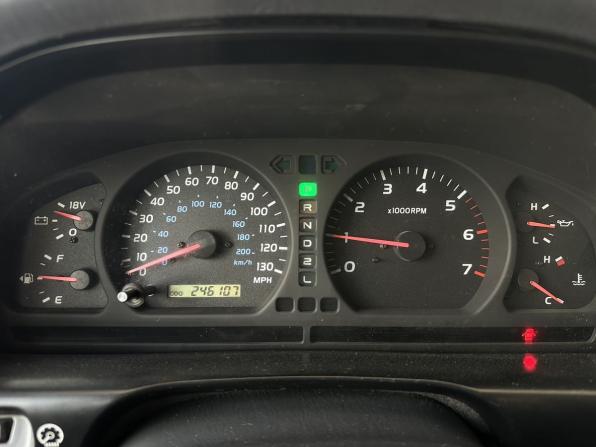 Toyota Land Cruiser 100 Series Рестайлинг 1 с пробегом 2002 года, цена 1 489 000 рублей, 396100 км, внедорожник, Автокод Объявления