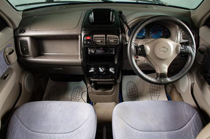 Nissan Cube I (Z10) с пробегом 2000 года, цена 249 000 рублей, 327000 км, компактвэн, Автокод Объявления