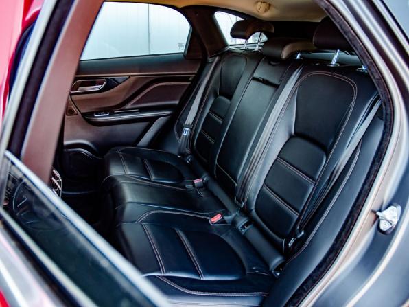 Jaguar F-Pace I с пробегом 2017 года, цена 2 220 000 рублей, 189687 км, внедорожник, Автокод Объявления