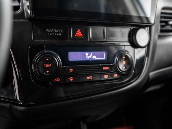 Mitsubishi Outlander III с пробегом 2013 года, цена 1 175 000 рублей, 251371 км, внедорожник, Автокод Объявления