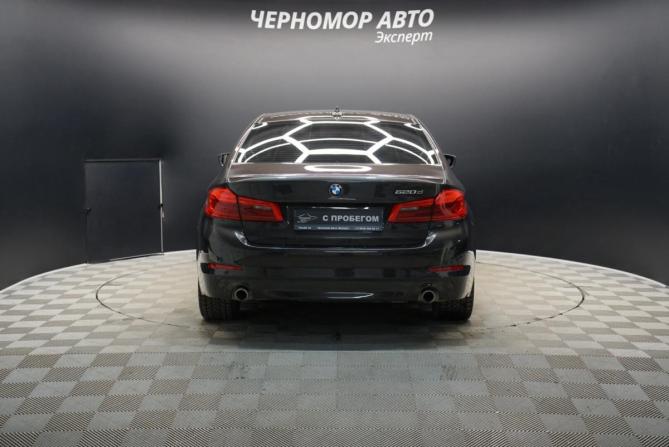 BMW 5 серии VII (G30/G31/G38) с пробегом 2017 года, цена 3 380 000 рублей, 155000 км, седан, Автокод Объявления