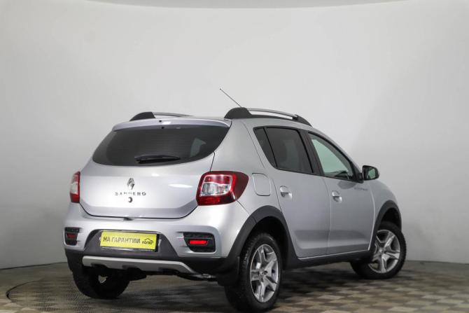 Renault Sandero II Рестайлинг с пробегом 2021 года, цена 1 279 000 рублей, 116000 км, хэтчбек, Автокод Объявления
