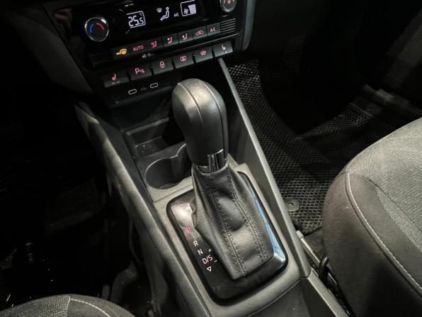 Volkswagen Polo VI с пробегом 2022 года, цена 1 764 000 рублей, 34673 км, лифтбек, Автокод Объявления