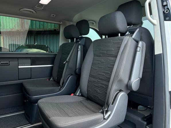 Volkswagen Multivan T6 Рестайлинг с пробегом 2020 года, цена 4 940 800 рублей, 174733 км, минивэн, Автокод Объявления