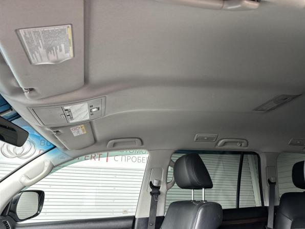 Toyota Land Cruiser 200 Series Рестайлинг 2 с пробегом 2017 года, цена 6 195 000 рублей, 165124 км, внедорожник, Автокод Объявления