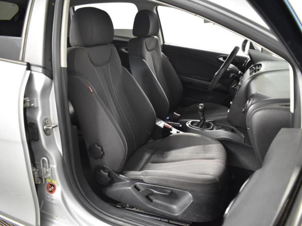 SEAT Leon II Рестайлинг с пробегом 2012 года, цена 669 900 рублей, 138098 км, хэтчбек, Автокод Объявления
