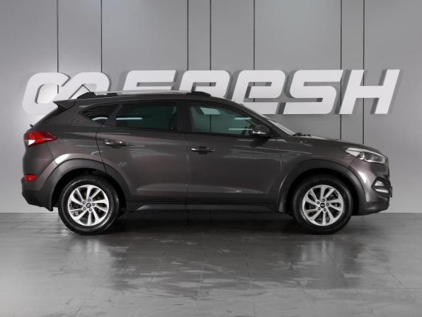 Hyundai Tucson III с пробегом 2016 года, цена 1 815 000 рублей, 212020 км, внедорожник, Автокод Объявления