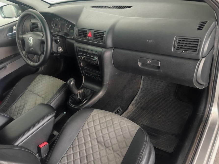 Skoda Octavia I (A4) Рестайлинг Москва  - изображение 11