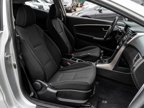 Hyundai i30 II с пробегом 2013 года, цена 870 000 рублей, 219395 км, хэтчбек, Автокод Объявления