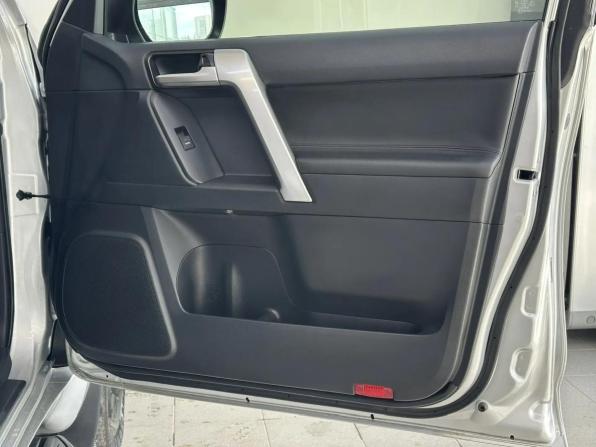 Toyota Land Cruiser Prado 150 Series Рестайлинг 3 с пробегом 2021 года, цена 7 550 000 рублей, 56900 км, внедорожник, Автокод Объявления