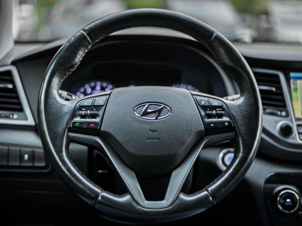 Hyundai Tucson III с пробегом 2017 года, цена 1 830 000 рублей, 127455 км, внедорожник, Автокод Объявления
