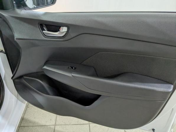 Hyundai Solaris II Рестайлинг с пробегом 2022 года, цена 1 515 000 рублей, 136830 км, седан, Автокод Объявления