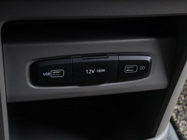 Hyundai Staria I с пробегом 2021 года, цена 4 580 000 рублей, 77127 км, минивэн, Автокод Объявления