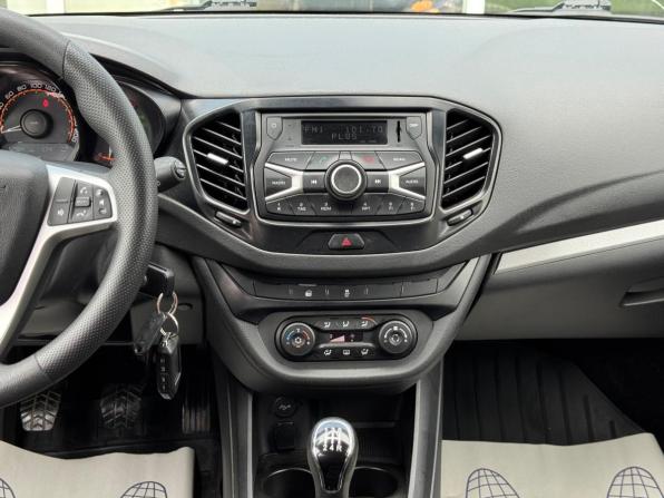 Lada (ВАЗ) Vesta I с пробегом 2021 года, цена 1 240 000 рублей, 52950 км, универсал, Автокод Объявления