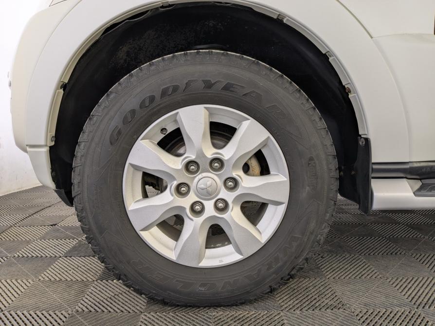 Mitsubishi Pajero IV Рестайлинг 2 Москва  - изображение 18