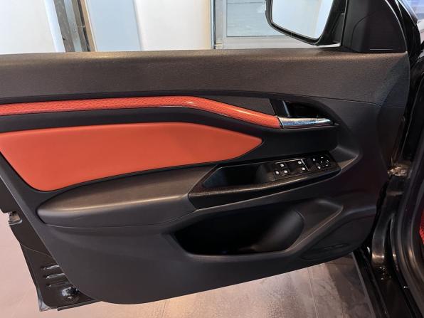 Lada (ВАЗ) Vesta I с пробегом 2018 года, цена 945 000 рублей, 180443 км, универсал, Автокод Объявления