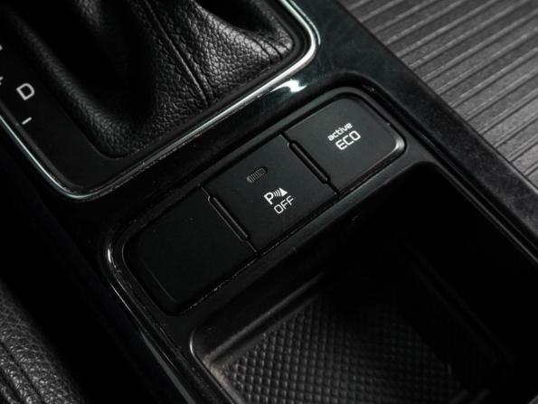 Kia Sorento II Рестайлинг с пробегом 2019 года, цена 2 235 000 рублей, 206952 км, внедорожник, Автокод Объявления