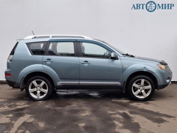 Mitsubishi Outlander II с пробегом 2008 года, цена 715 000 рублей, 260538 км, внедорожник, Автокод Объявления