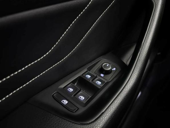 Volkswagen Arteon I Рестайлинг с пробегом 2021 года, цена 2 999 000 рублей, 80420 км, хэтчбек, Автокод Объявления