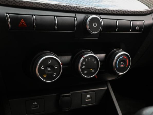 Lada (ВАЗ) Vesta I Рестайлинг (NG) с пробегом 2023 года, цена 1 269 000 рублей, 19938 км, седан, Автокод Объявления