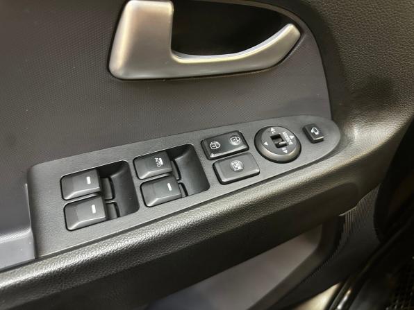 Kia Sportage III с пробегом 2012 года, цена 1 180 000 рублей, 251850 км, внедорожник, Автокод Объявления